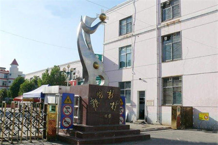 华都富林南区200平两层可做复式也可做两套房带48平地上车库